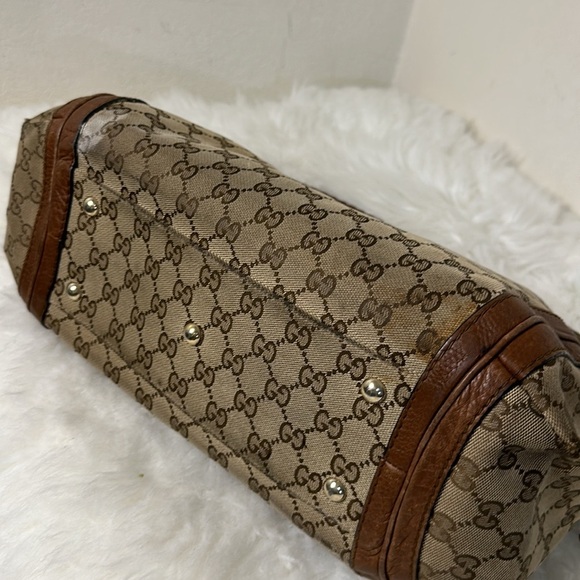 💯Authentic Gucci Hobo Style Handbag🍀 - Picture 16 of 16